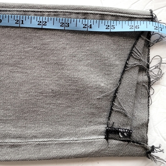 Frame Garcon Cropped Jeans - Picture 9 of 9